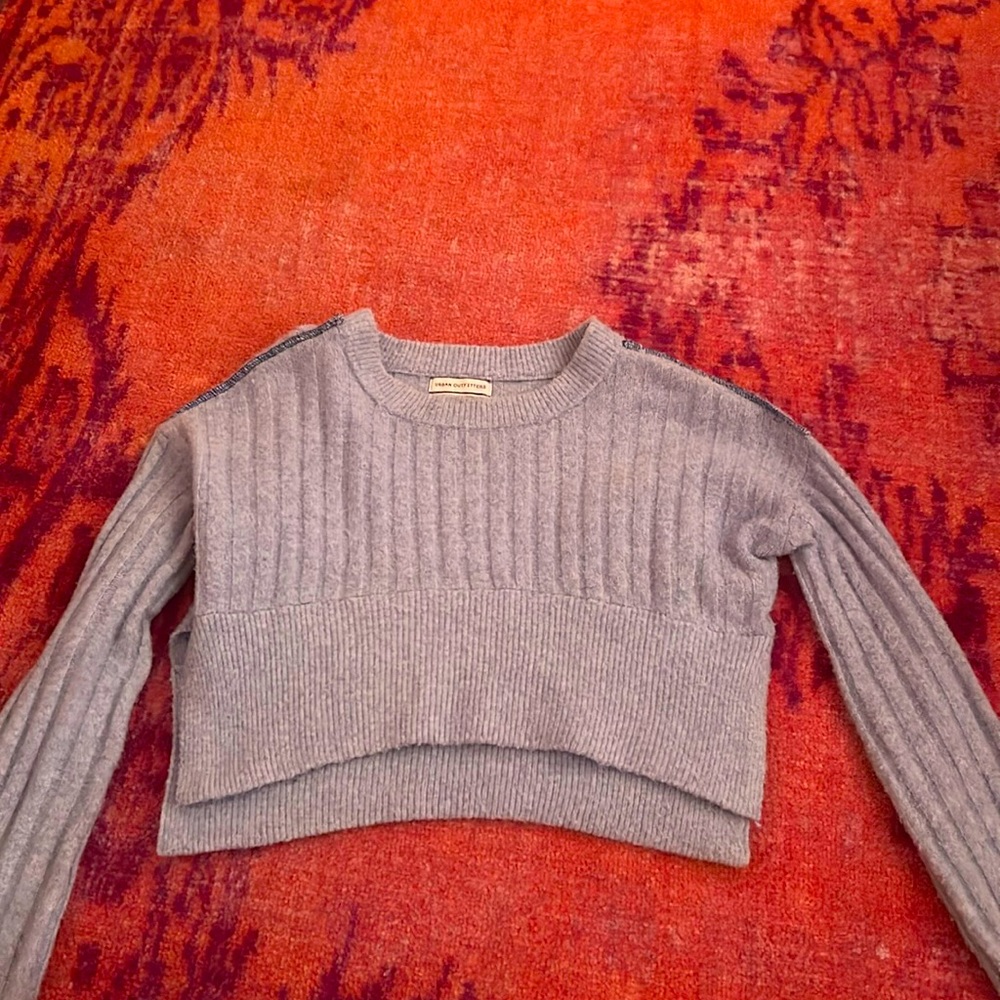 URBAN SWEATER